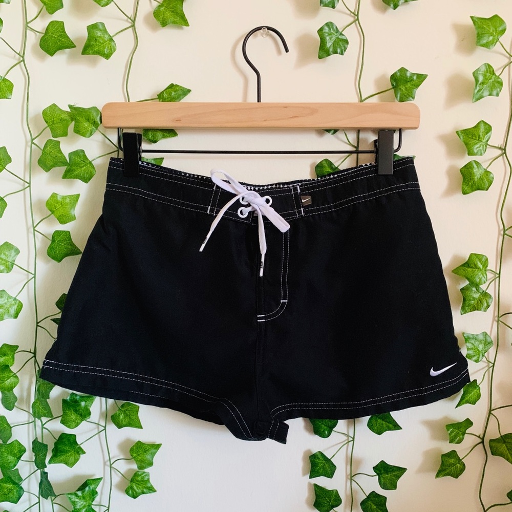 Nike Black/White Boat Sewn Lined Shortie Shorts